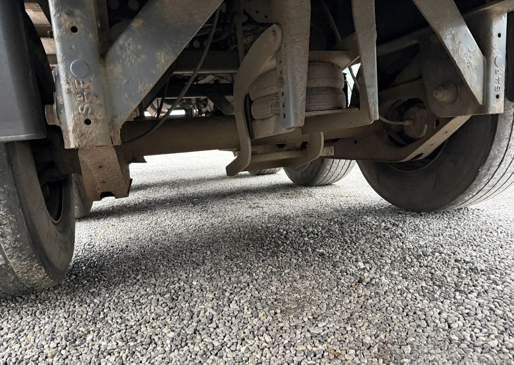 Planenauflieger Wielton OSIE SAF PODNOSZONA OŚ: das Bild 10