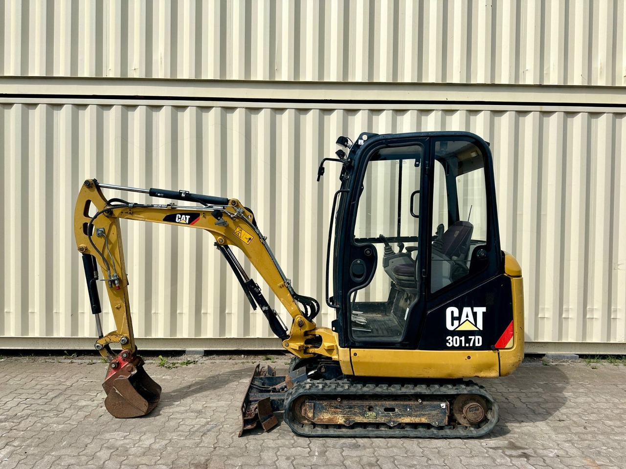 CAT 301.7D / 2014 Baujahr / 2.796 H - Minibagger: das Bild 1 CAT 301.7D / 2014 Baujahr / 2.796 H - Minibagger: das Bild 1