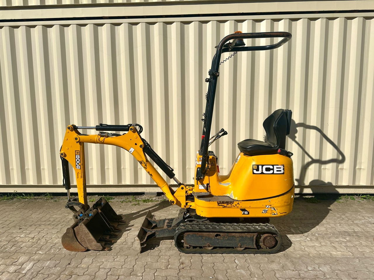 JCB 8008 CTS, 2021 BJ, 921 BH, 3 x Löffel - Minibagger: das Bild 1 JCB 8008 CTS, 2021 BJ, 921 BH, 3 x Löffel - Minibagger: das Bild 1