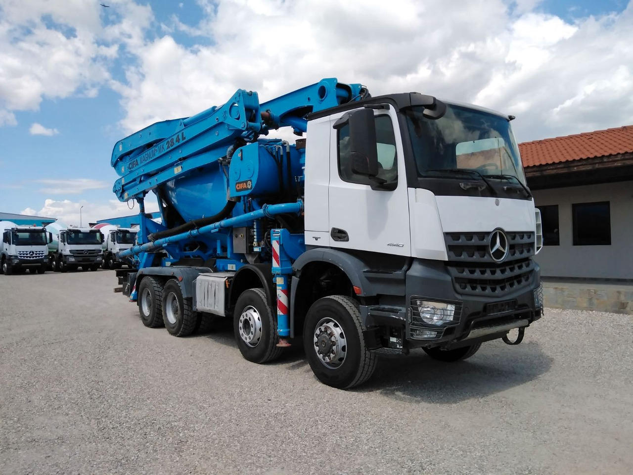 Mercedes-Benz AROCS 4140 CIFA MAGNUM MK28.4L 8X6 - Fahrmischerbetonpumpe: das Bild 1 Mercedes-Benz AROCS 4140 CIFA MAGNUM MK28.4L 8X6 - Fahrmischerbetonpumpe: das Bild 1