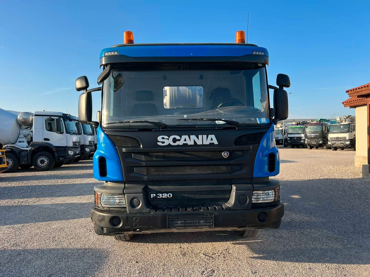 Scania P320 LIEBHERR 4M3 - Fahrmischer: das Bild 2 Scania P320 LIEBHERR 4M3 - Fahrmischer: das Bild 2
