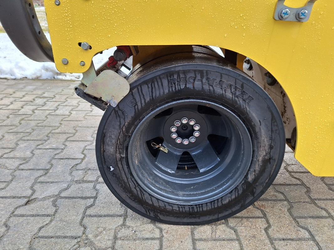 BOMAG DE BW 100 AC-5 Stage V/Tier 4f - Walzen: das Bild 4 BOMAG DE BW 100 AC-5 Stage V/Tier 4f - Walzen: das Bild 4