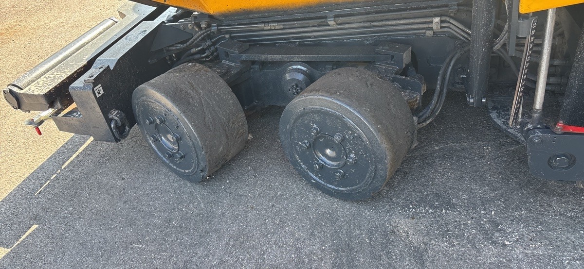 Asphaltfertiger/ Straßenfertiger BOMAG IT BF 600 P-2 S500 Stage IV/Tier 4f: das Bild 19 Asphaltfertiger/ Straßenfertiger BOMAG IT BF 600 P-2 S500 Stage IV/Tier 4f: das Bild 19