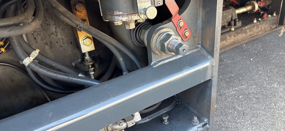 Asphaltfertiger/ Straßenfertiger BOMAG IT BF 600 P-2 S500 Stage IV/Tier 4f: das Bild 18 Asphaltfertiger/ Straßenfertiger BOMAG IT BF 600 P-2 S500 Stage IV/Tier 4f: das Bild 18