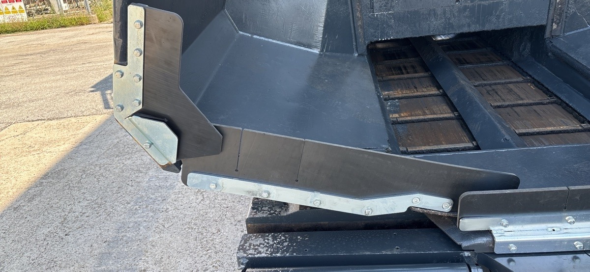 Asphaltfertiger/ Straßenfertiger BOMAG IT BF 600 P-2 S500 Stage IV/Tier 4f: das Bild 8 Asphaltfertiger/ Straßenfertiger BOMAG IT BF 600 P-2 S500 Stage IV/Tier 4f: das Bild 8