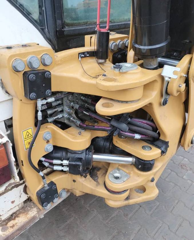 CAT Caterpillar 428E - Baggerlader: das Bild 5 CAT Caterpillar 428E - Baggerlader: das Bild 5