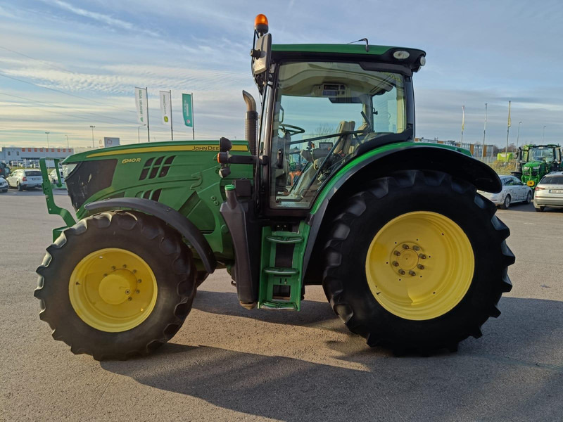 John Deere 6140R - Traktor: das Bild 4 John Deere 6140R - Traktor: das Bild 4