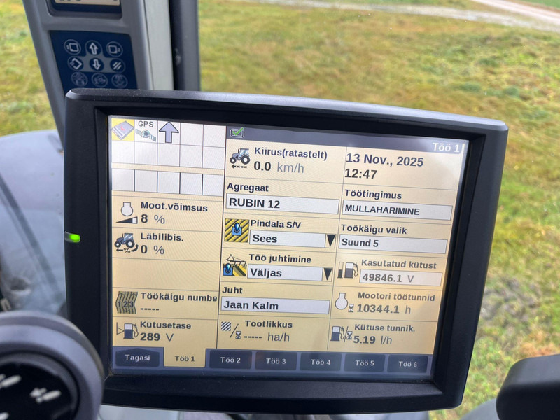 Traktor New Holland T8.330: das Bild 16