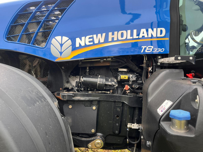 Traktor New Holland T8.330: das Bild 11