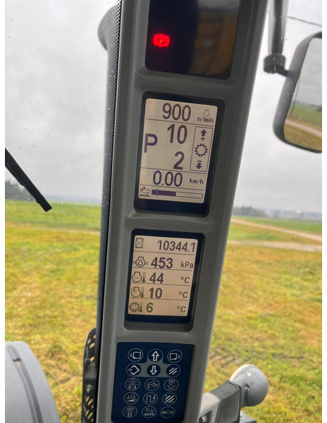 Traktor New Holland T8.330: das Bild 15