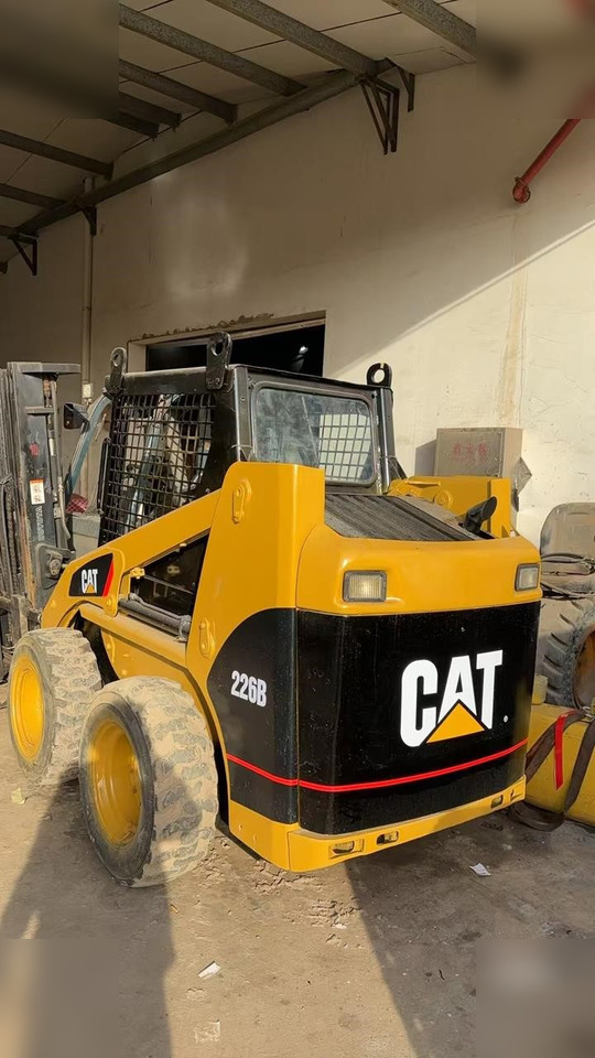 CATERPILLAR 226B - Kompaktlader: das Bild 5 CATERPILLAR 226B - Kompaktlader: das Bild 5