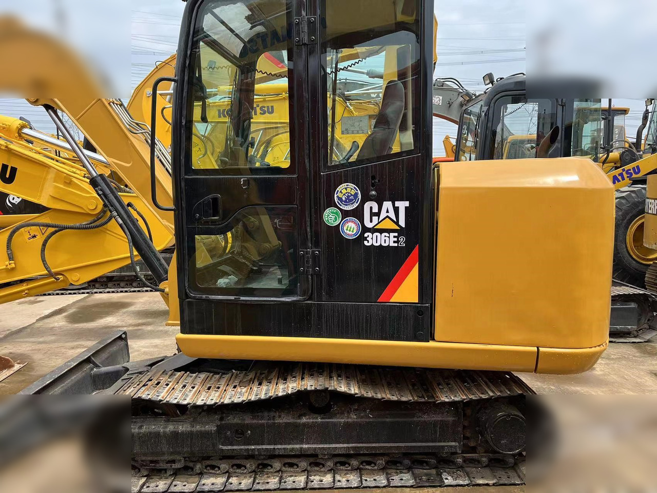 CATERPILLAR 306E2 - Kettenbagger: das Bild 2 CATERPILLAR 306E2 - Kettenbagger: das Bild 2
