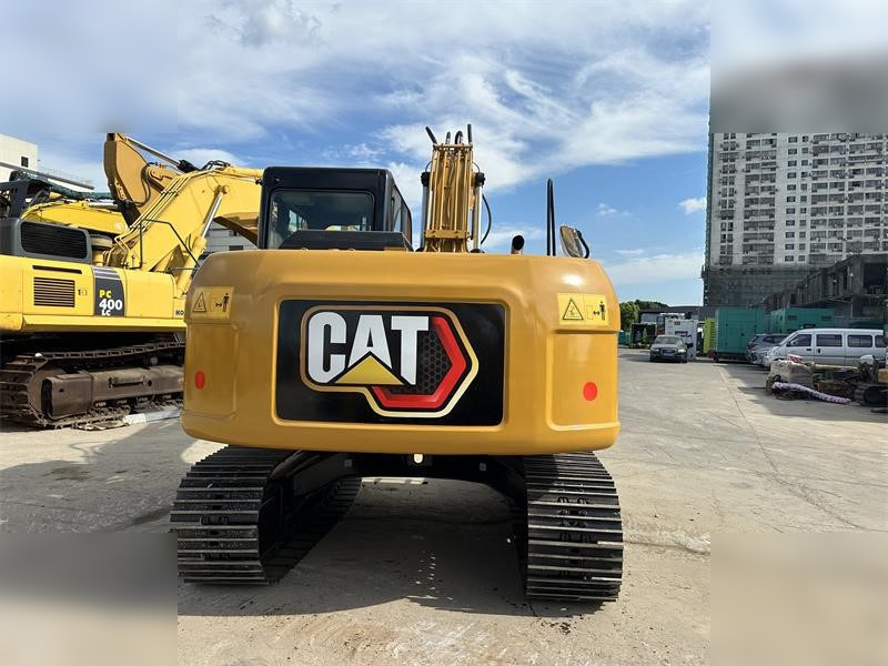 CATERPILLAR 313D2 - Kettenbagger: das Bild 5 CATERPILLAR 313D2 - Kettenbagger: das Bild 5
