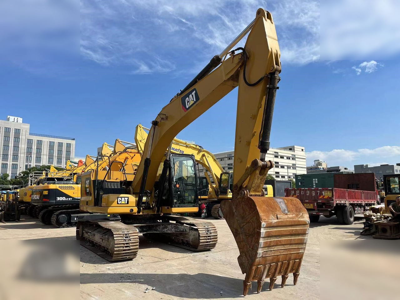 CATERPILLAR 320 - Kettenbagger: das Bild 5 CATERPILLAR 320 - Kettenbagger: das Bild 5