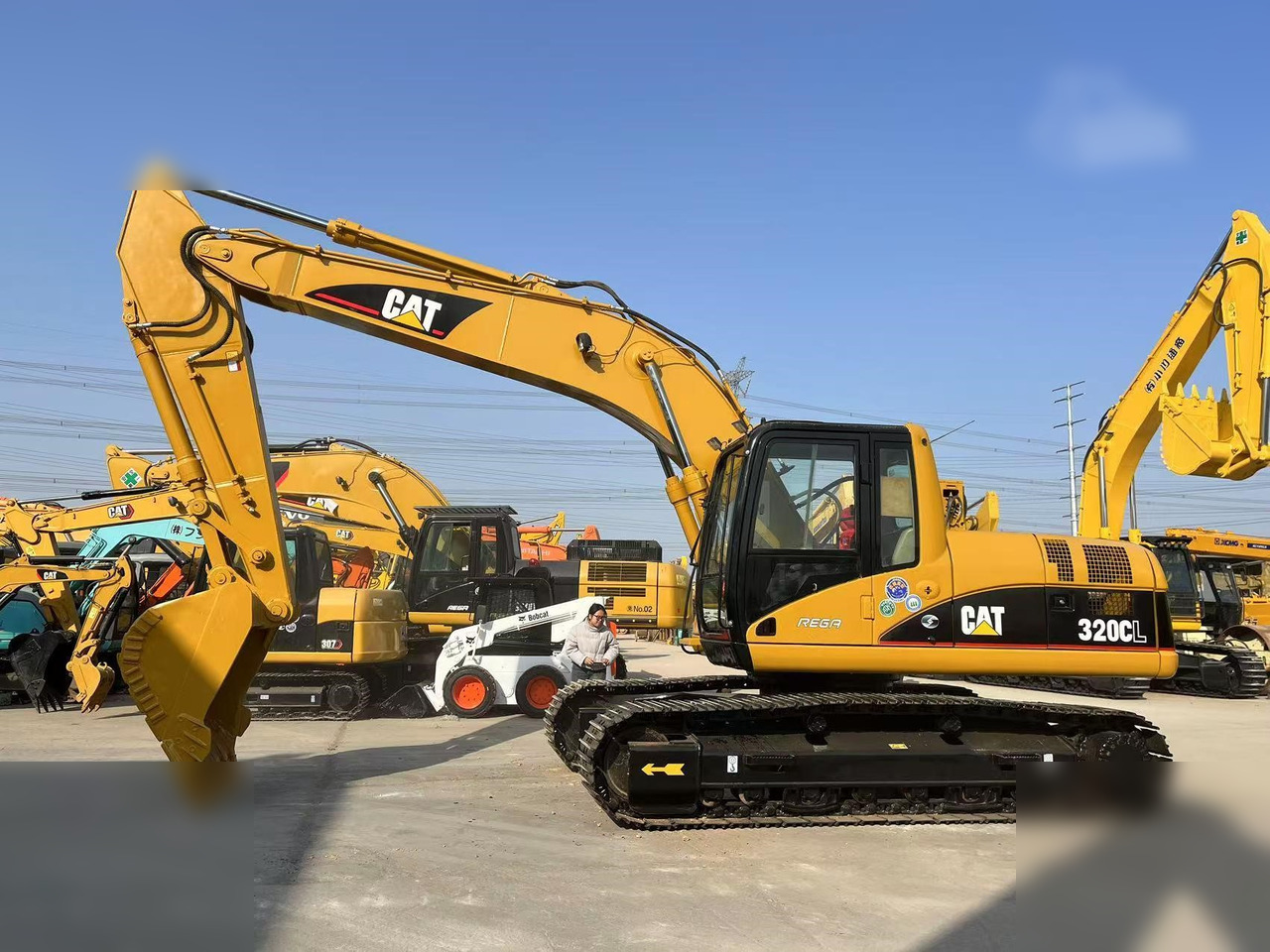CATERPILLAR 320CL - Kettenbagger: das Bild 1 CATERPILLAR 320CL - Kettenbagger: das Bild 1