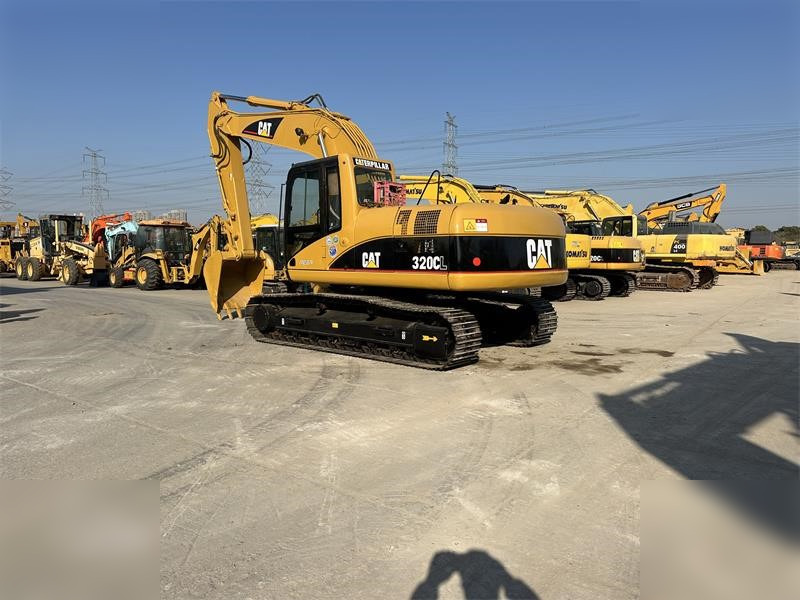 CATERPILLAR 320CL - Kettenbagger: das Bild 3 CATERPILLAR 320CL - Kettenbagger: das Bild 3