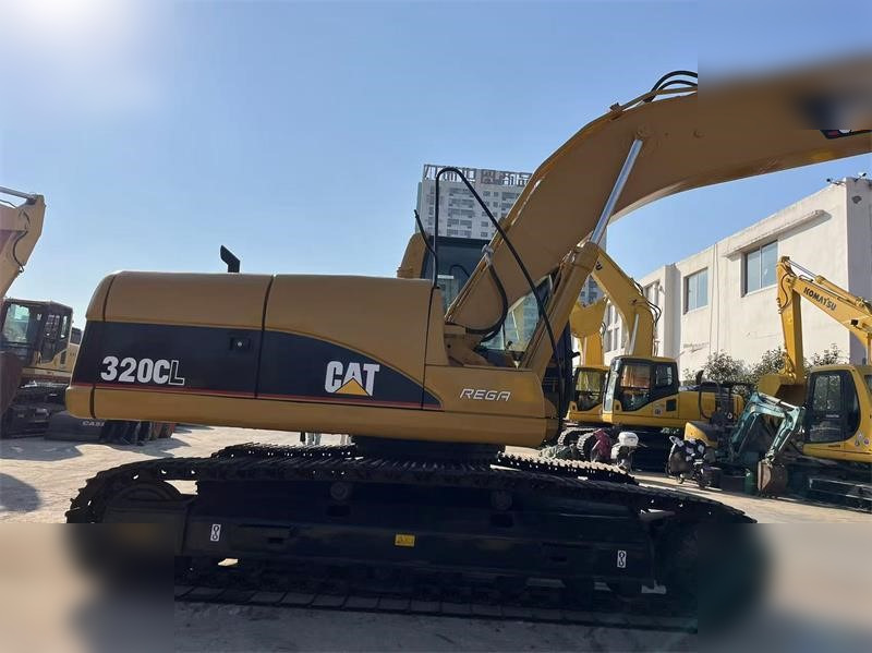 CATERPILLAR 320CL - Kettenbagger: das Bild 5 CATERPILLAR 320CL - Kettenbagger: das Bild 5