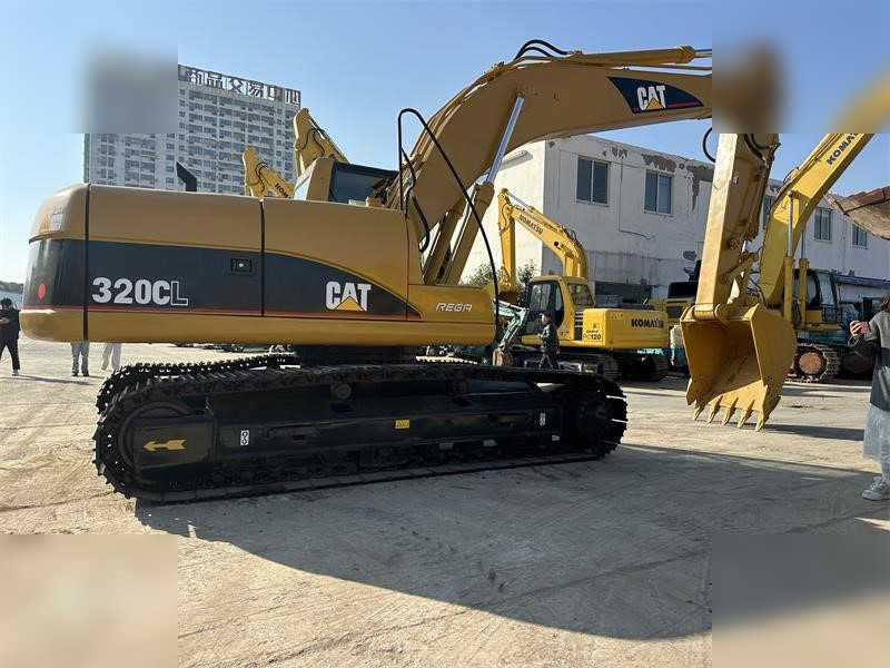 CATERPILLAR 320CL - Kettenbagger: das Bild 1 CATERPILLAR 320CL - Kettenbagger: das Bild 1