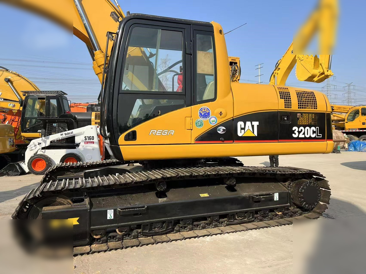 CATERPILLAR 320CL - Kettenbagger: das Bild 5 CATERPILLAR 320CL - Kettenbagger: das Bild 5
