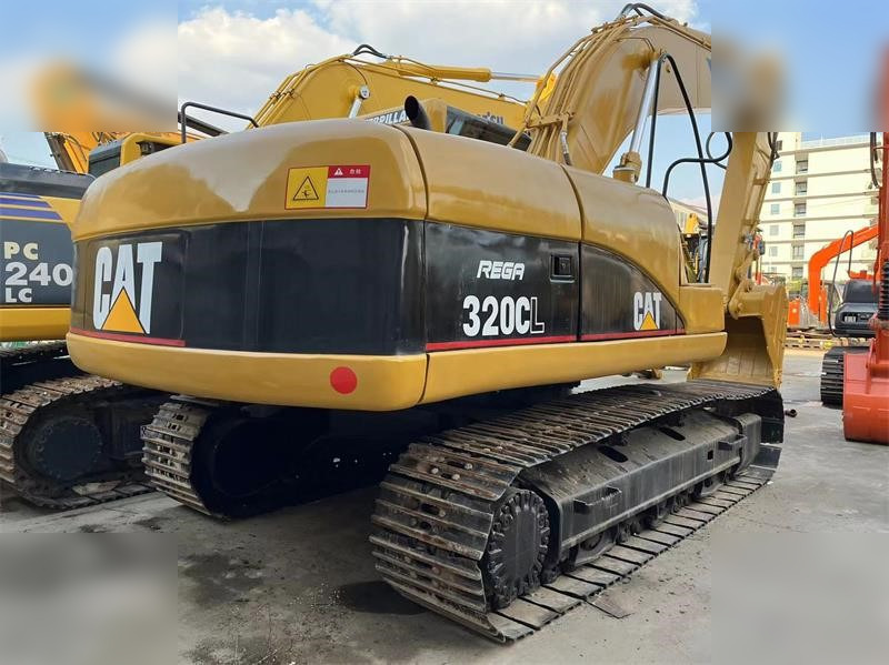 CATERPILLAR 320CL - Kettenbagger: das Bild 2 CATERPILLAR 320CL - Kettenbagger: das Bild 2