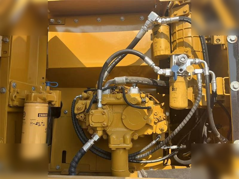CATERPILLAR 320DL - Kettenbagger: das Bild 5 CATERPILLAR 320DL - Kettenbagger: das Bild 5