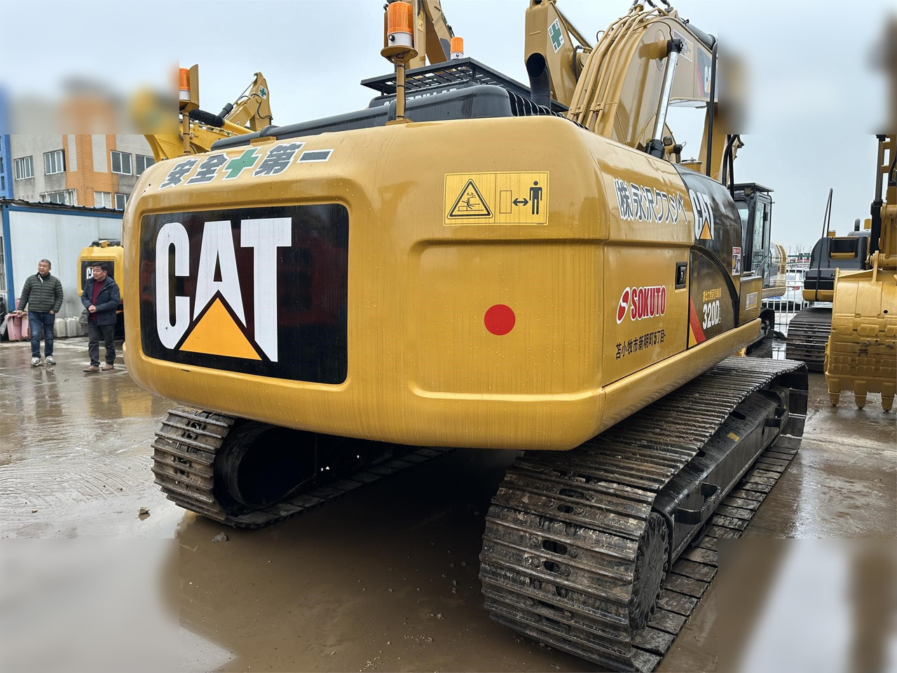 CATERPILLAR 320DL - Kettenbagger: das Bild 4 CATERPILLAR 320DL - Kettenbagger: das Bild 4