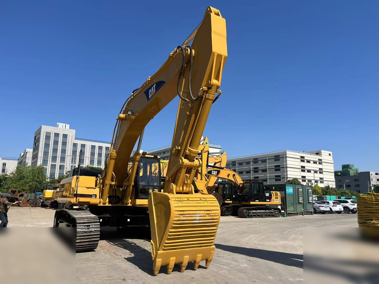 CATERPILLAR 330BL - Kettenbagger: das Bild 3 CATERPILLAR 330BL - Kettenbagger: das Bild 3