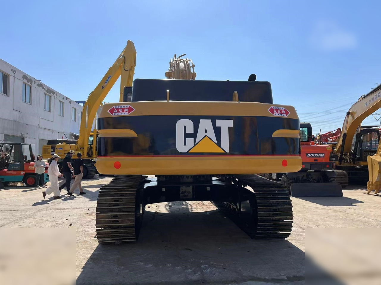 CATERPILLAR 330BL - Kettenbagger: das Bild 2 CATERPILLAR 330BL - Kettenbagger: das Bild 2