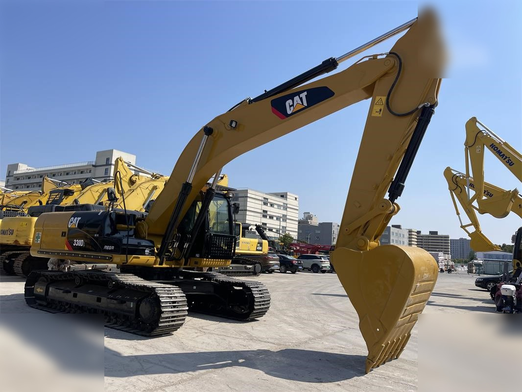 CATERPILLAR 330DL - Kettenbagger: das Bild 3 CATERPILLAR 330DL - Kettenbagger: das Bild 3