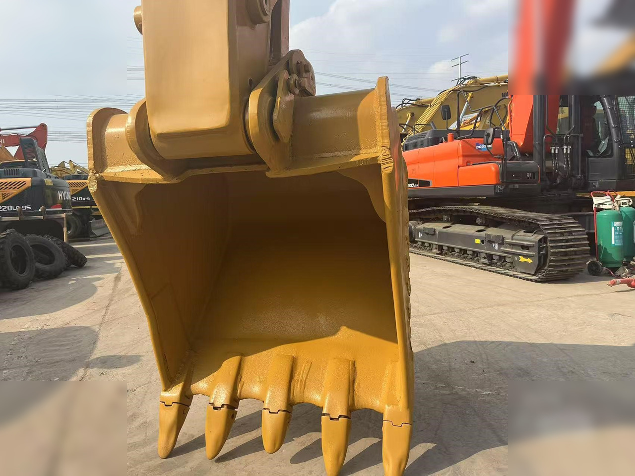 CATERPILLAR 336D - Kettenbagger: das Bild 4 CATERPILLAR 336D - Kettenbagger: das Bild 4