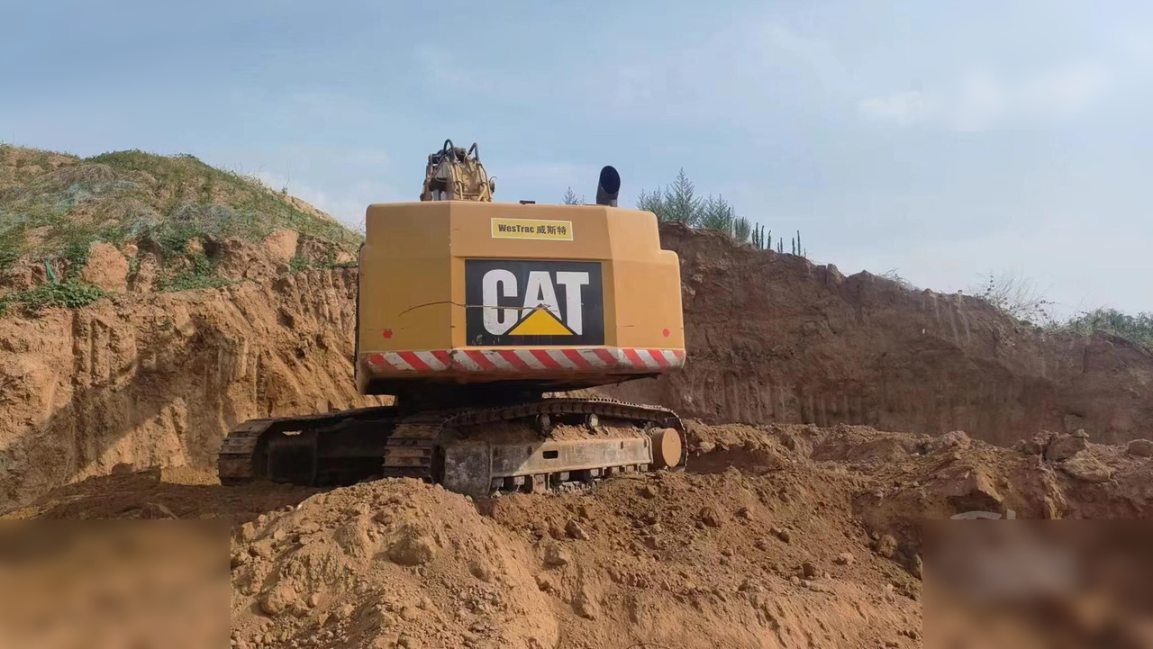 CATERPILLAR 349D2 - Kettenbagger: das Bild 4 CATERPILLAR 349D2 - Kettenbagger: das Bild 4