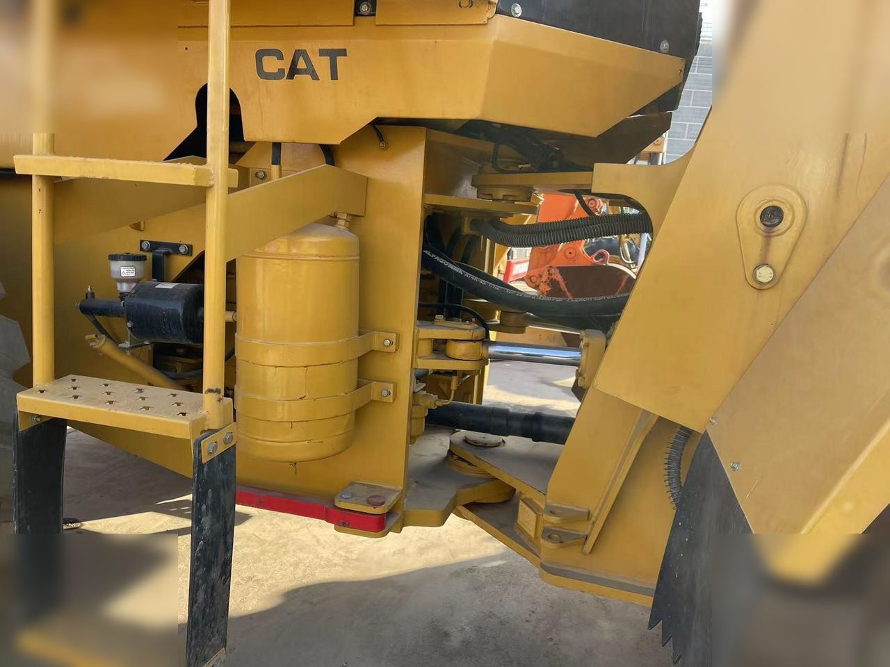 CATERPILLAR 966G - Radlader: das Bild 2 CATERPILLAR 966G - Radlader: das Bild 2