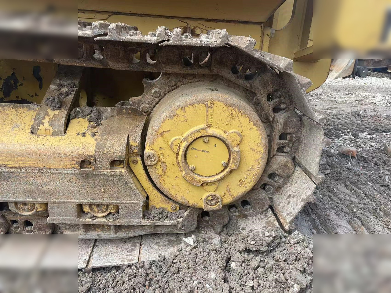 CATERPILLAR D5G XL - Bulldozer: das Bild 3 CATERPILLAR D5G XL - Bulldozer: das Bild 3