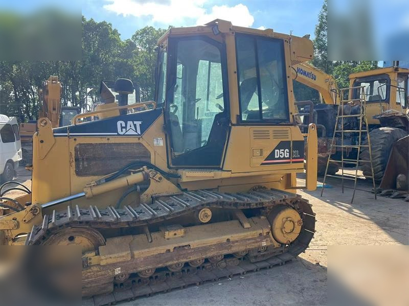 CATERPILLAR D5G XL - Bulldozer: das Bild 4 CATERPILLAR D5G XL - Bulldozer: das Bild 4