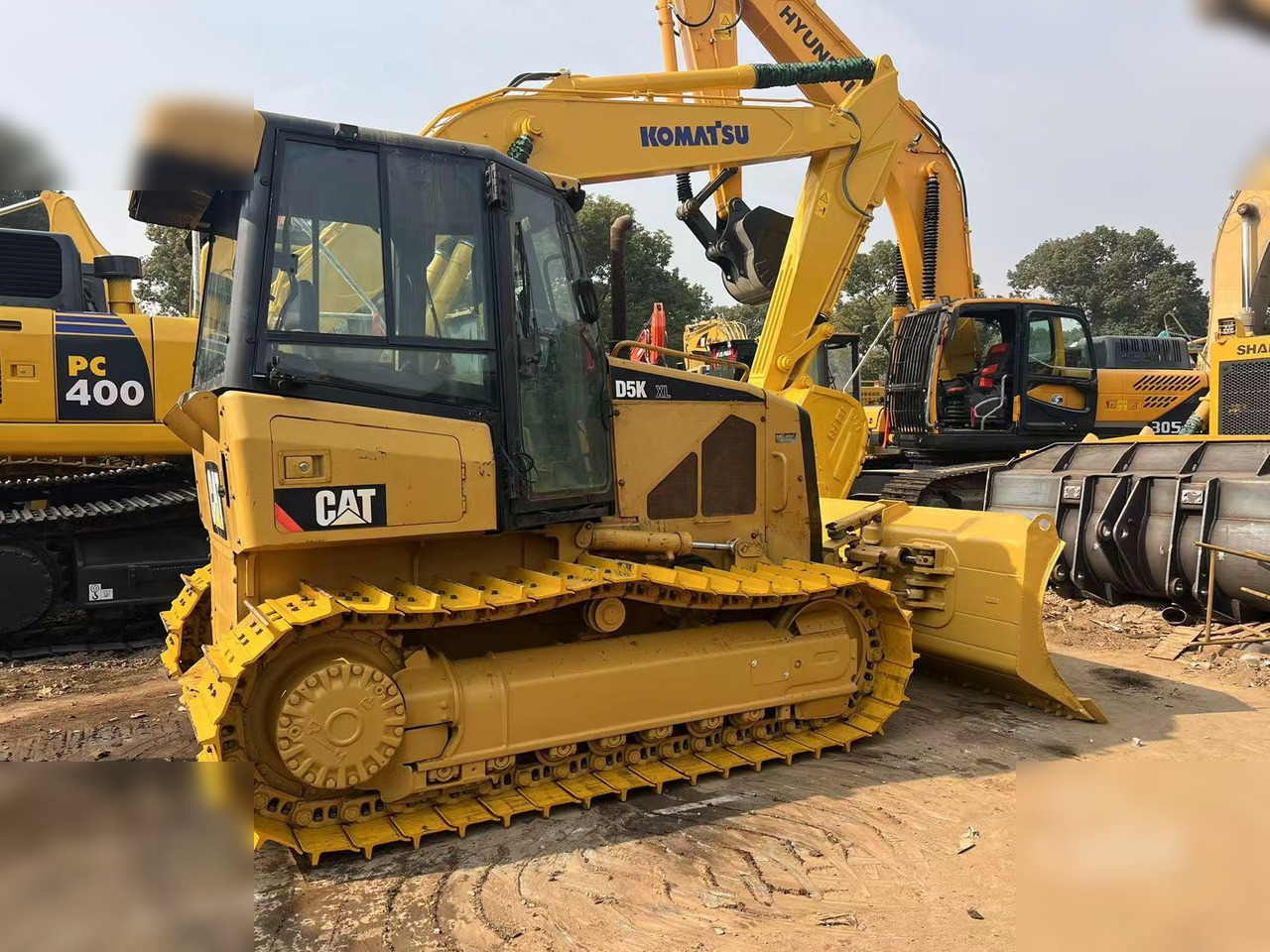 CATERPILLAR D5K XL - Bulldozer: das Bild 1 CATERPILLAR D5K XL - Bulldozer: das Bild 1