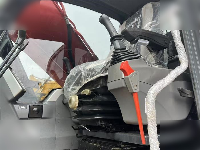 DOOSAN DX225 LCA - Kettenbagger: das Bild 5 DOOSAN DX225 LCA - Kettenbagger: das Bild 5