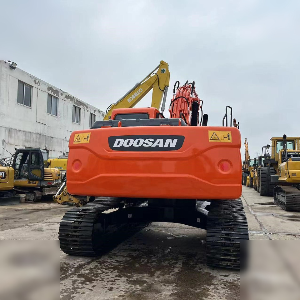 DOOSAN DX225 LCA - Kettenbagger: das Bild 5 DOOSAN DX225 LCA - Kettenbagger: das Bild 5