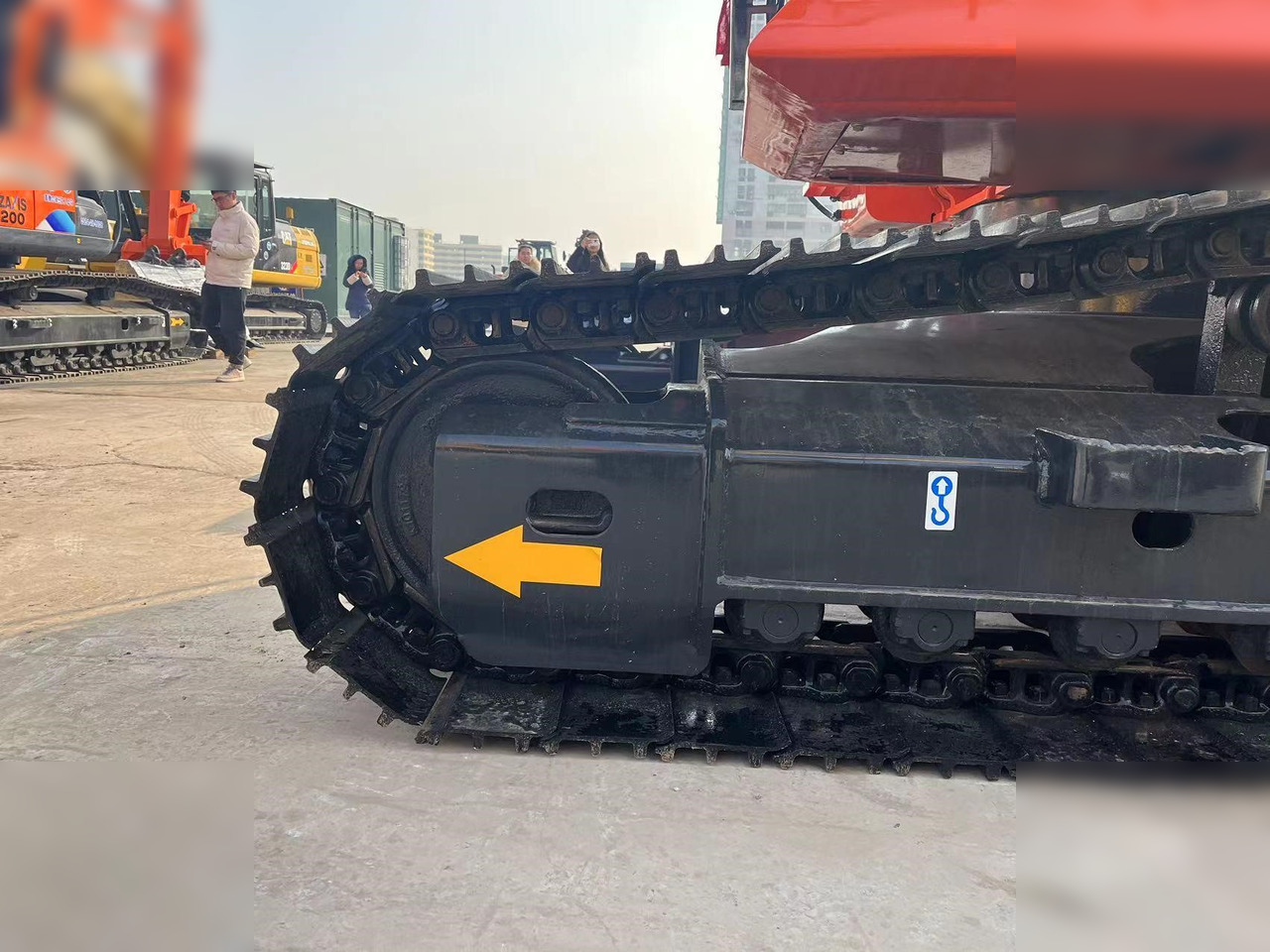 DOOSAN DX300 LC-9C - Kettenbagger: das Bild 5 DOOSAN DX300 LC-9C - Kettenbagger: das Bild 5