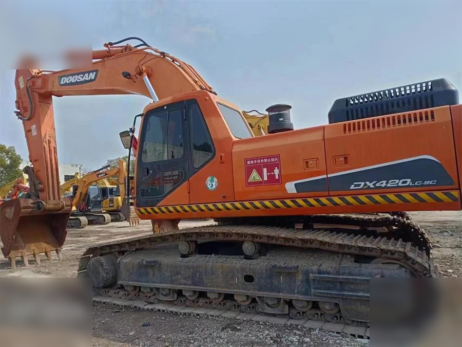 DOOSAN DX420 LC-9C - Kettenbagger: das Bild 5 DOOSAN DX420 LC-9C - Kettenbagger: das Bild 5