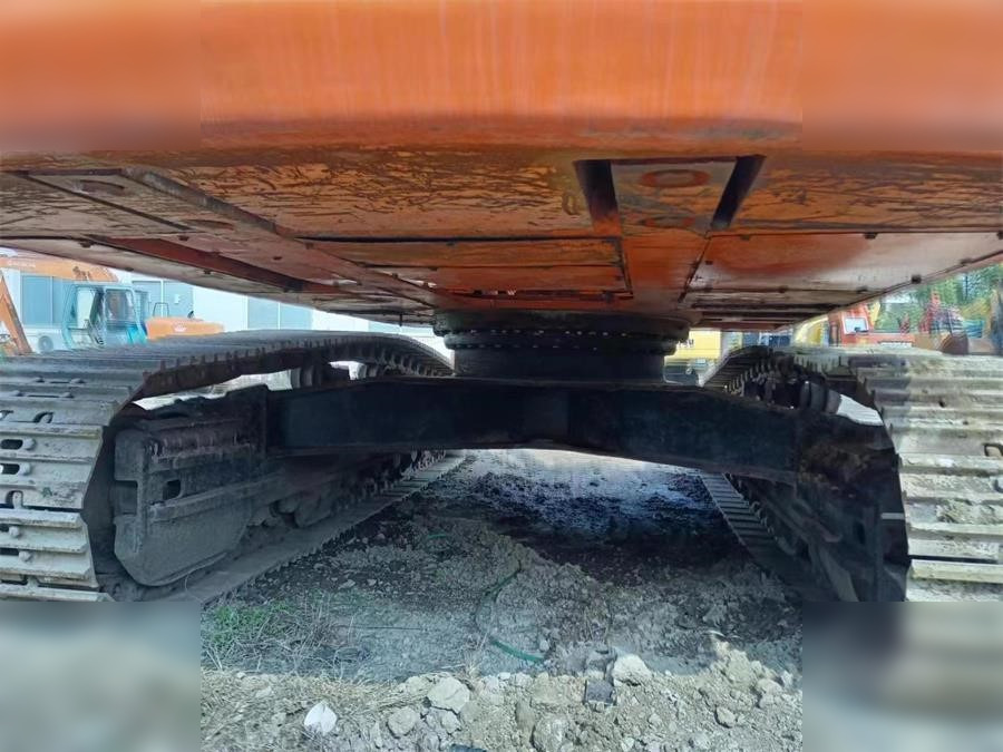 DOOSAN DX420 LC-9C - Kettenbagger: das Bild 4 DOOSAN DX420 LC-9C - Kettenbagger: das Bild 4