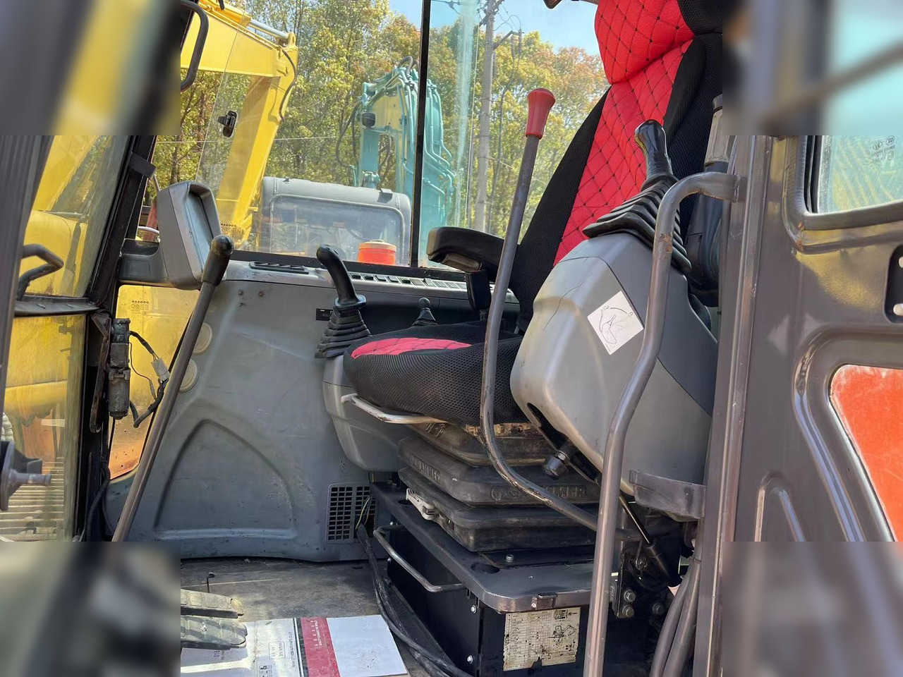 DOOSAN DX60-9C - Kettenbagger: das Bild 2 DOOSAN DX60-9C - Kettenbagger: das Bild 2