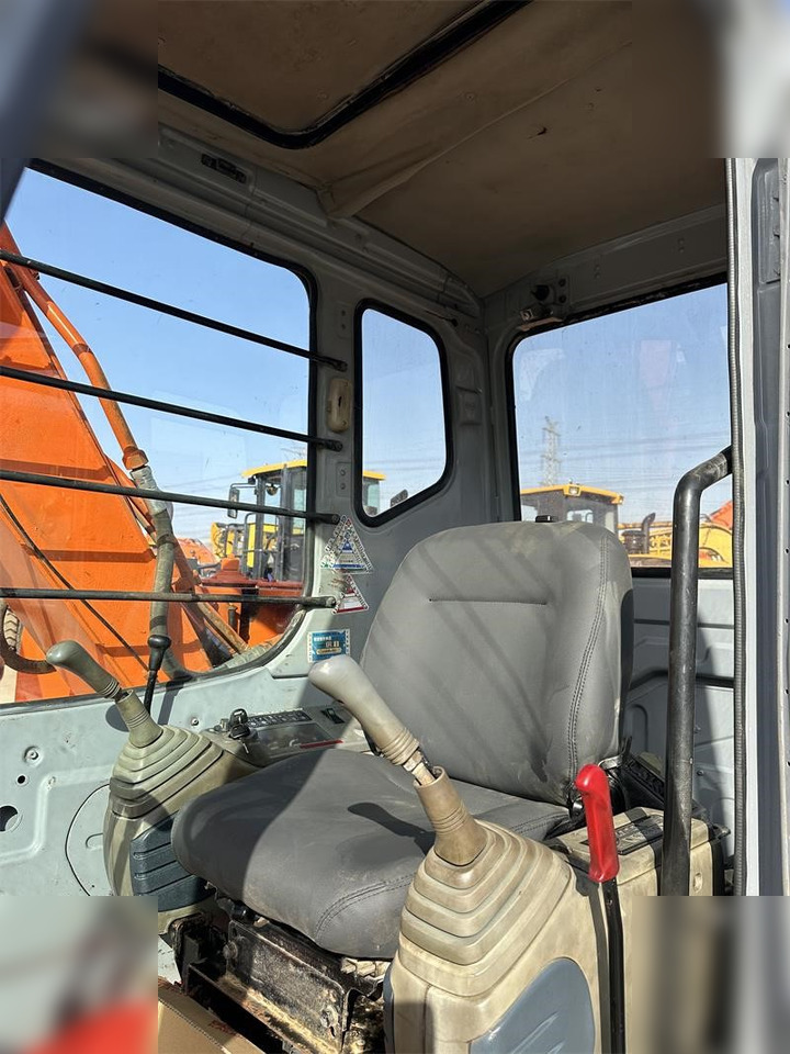 Kettenbagger HITACHI EX60-5: das Bild 6