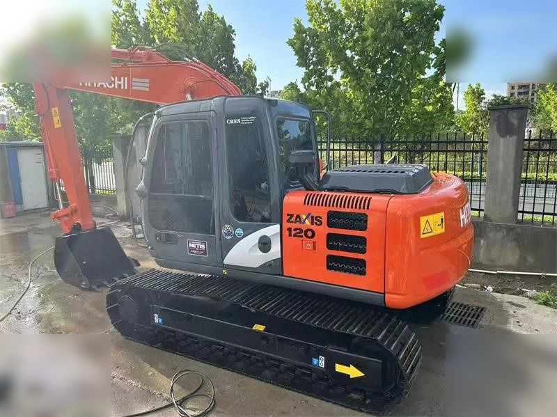 HITACHI ZX120 - Kettenbagger: das Bild 1 HITACHI ZX120 - Kettenbagger: das Bild 1