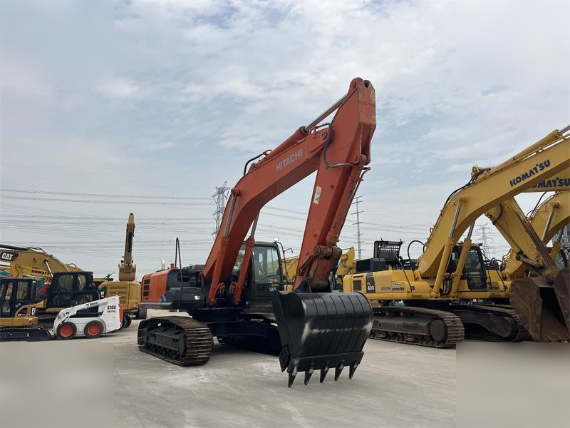 HITACHI ZX350H-5G - Kettenbagger: das Bild 2 HITACHI ZX350H-5G - Kettenbagger: das Bild 2