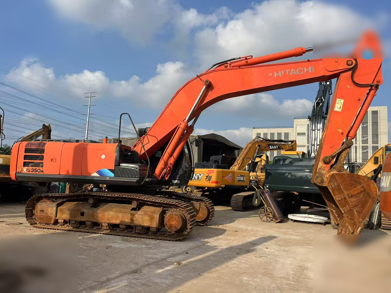HITACHI ZX350H-5G - Kettenbagger: das Bild 2 HITACHI ZX350H-5G - Kettenbagger: das Bild 2