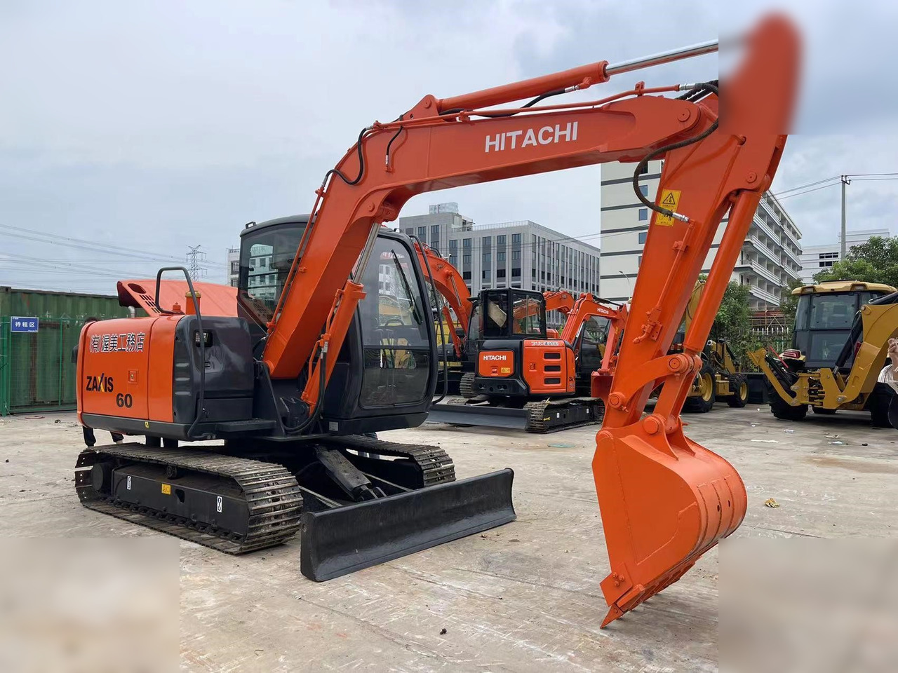 HITACHI ZX70 - Kettenbagger: das Bild 5 HITACHI ZX70 - Kettenbagger: das Bild 5