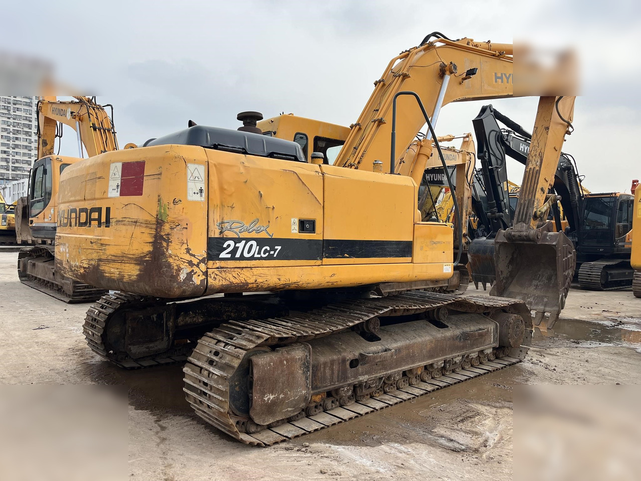 HYUNDAI ROBEX 210 LC-7 - Kettenbagger: das Bild 1 HYUNDAI ROBEX 210 LC-7 - Kettenbagger: das Bild 1