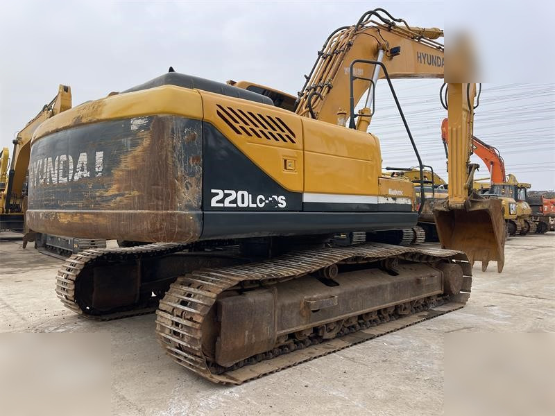 HYUNDAI ROBEX 220 LC-9 - Kettenbagger: das Bild 3 HYUNDAI ROBEX 220 LC-9 - Kettenbagger: das Bild 3