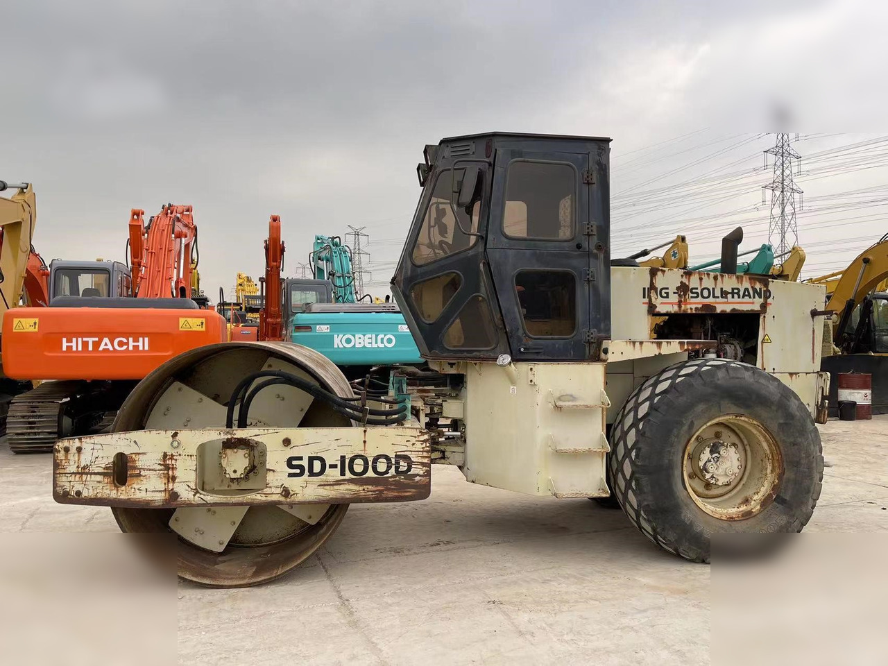 INGERSOLL-RAND SD100D - Walzenzug: das Bild 1 INGERSOLL-RAND SD100D - Walzenzug: das Bild 1
