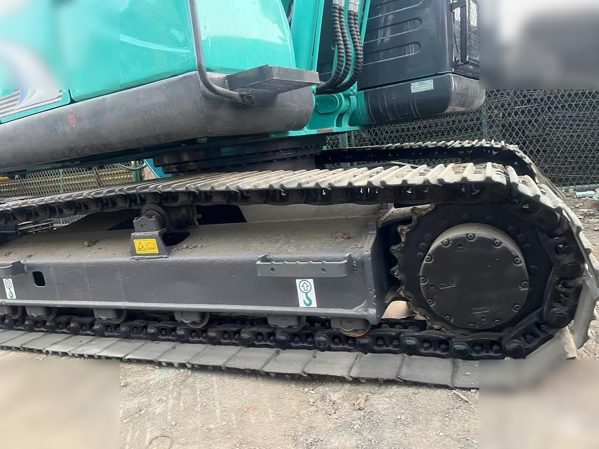 KOBELCO SK130-8 - Kettenbagger: das Bild 5 KOBELCO SK130-8 - Kettenbagger: das Bild 5